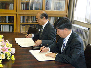 BwZLEWLt͑wƂ̊o̗lq