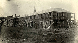 建築中の仙台学寮(1924年)