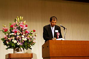 舌津文教施設企画部長より祝辞(代読:竹田文教施設企画部計画課企画官)