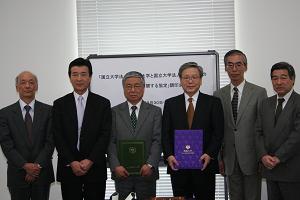 筑波大学秋葉原キャンパスでの記念撮影