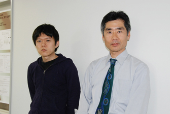 高田迪彦さん(左)と藤井義明教授(右)