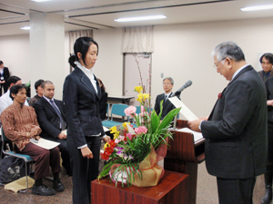�C���؏����󂯎��w��
