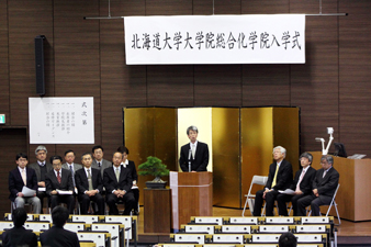 喜多村学院長挨拶