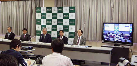 東京工業大学とオンラインで中継の様子