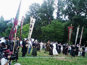 会場に到着した小樽商大応援団