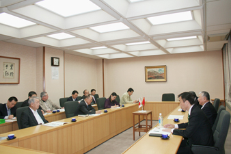 中日友好協会 宋 健 会長(左から6人目)