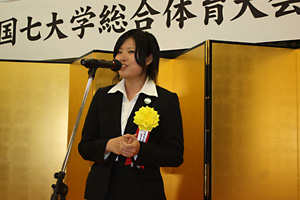 大会抱負を述べる長谷川大会副実行委員長