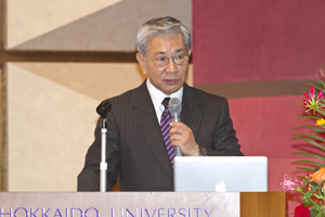 講演する喜田先生