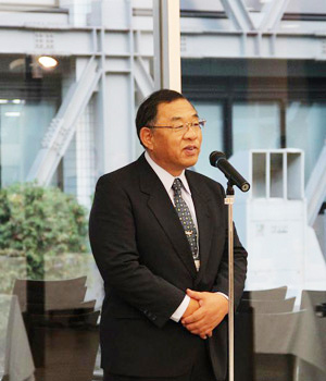 黒川理事長による開会の挨拶