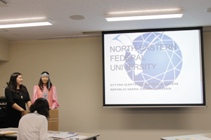 留学生による発表の様子