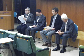 質疑応答時の様子