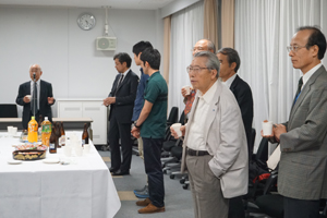 懇親会の様子