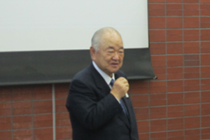 横山北水同窓会会長の挨拶