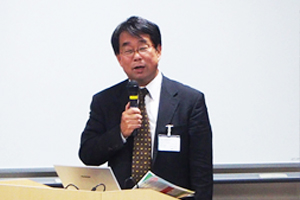 牧内副機構長