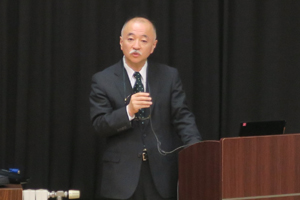 横山研究科長による挨拶