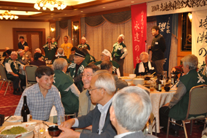現寮生による平成新時代の寮歌指導(大寮歌祭)