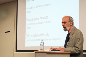 マイケル・デイビス教授による講演の様子