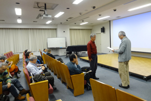 修了証書の授与