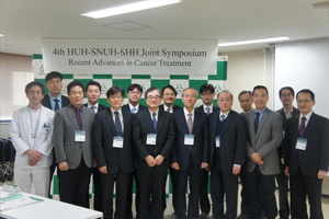 分科会参加者による集合写真"