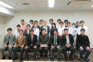 参加者による記念撮影"