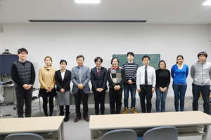 シンポジウムでの集合写真"