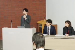 受講生によるプレゼンテーション