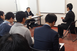 公開模擬面接会の様子