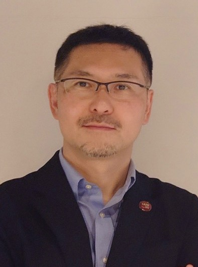 03-2_顔写真（外山）