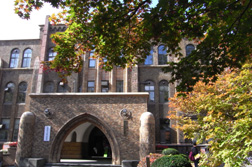 理学部(本館)