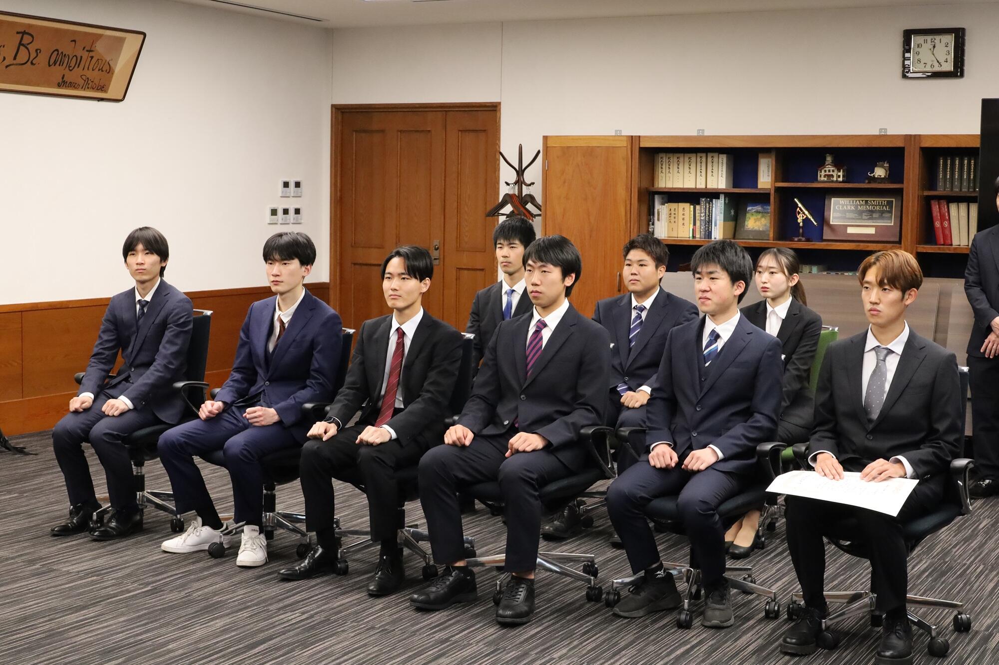 救助活動を行った学生サークル「ワタリドリ」のメンバー