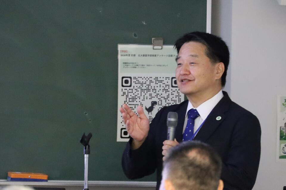 獣医学研究院の奥村正裕教授