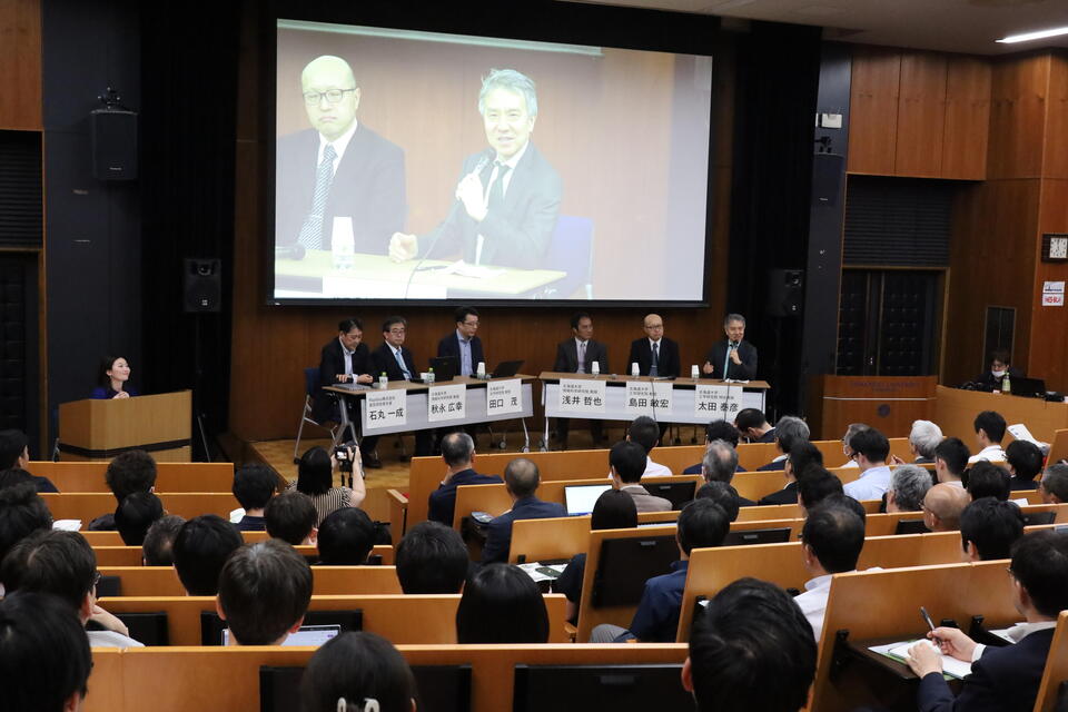 座談会の様子