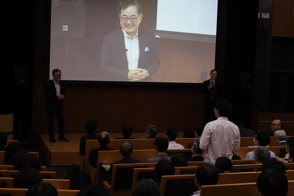 会場からも活発に質問があり、半導体への関心の高さがうかがえた