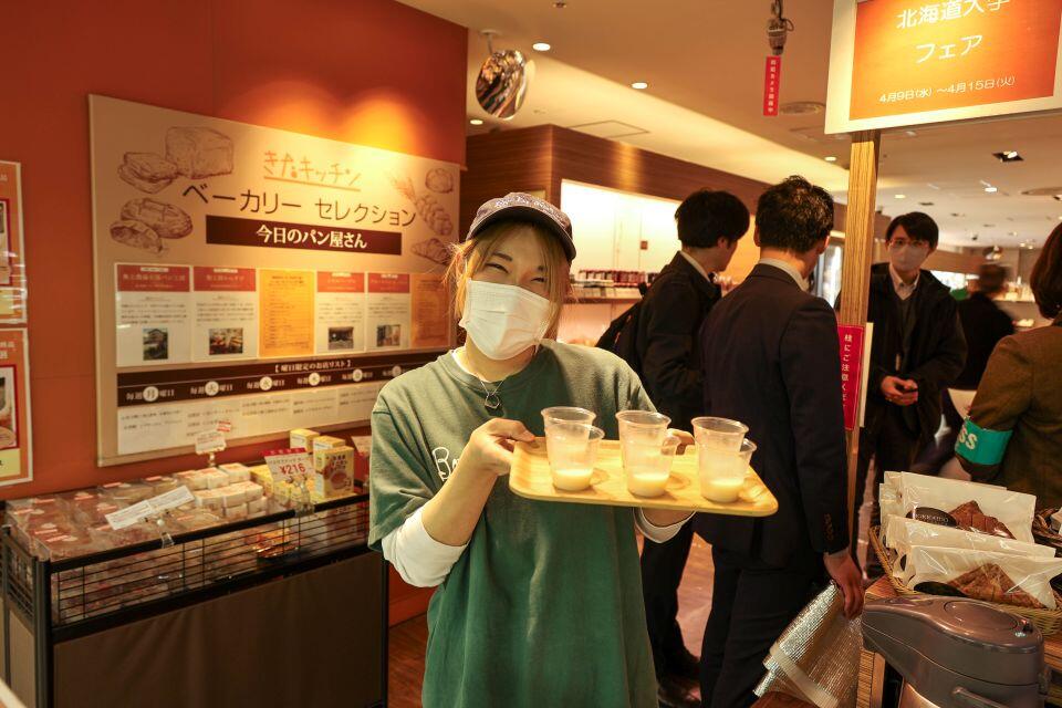 甘酒の試飲や試食コーナーも充実(撮影:長尾美歩)